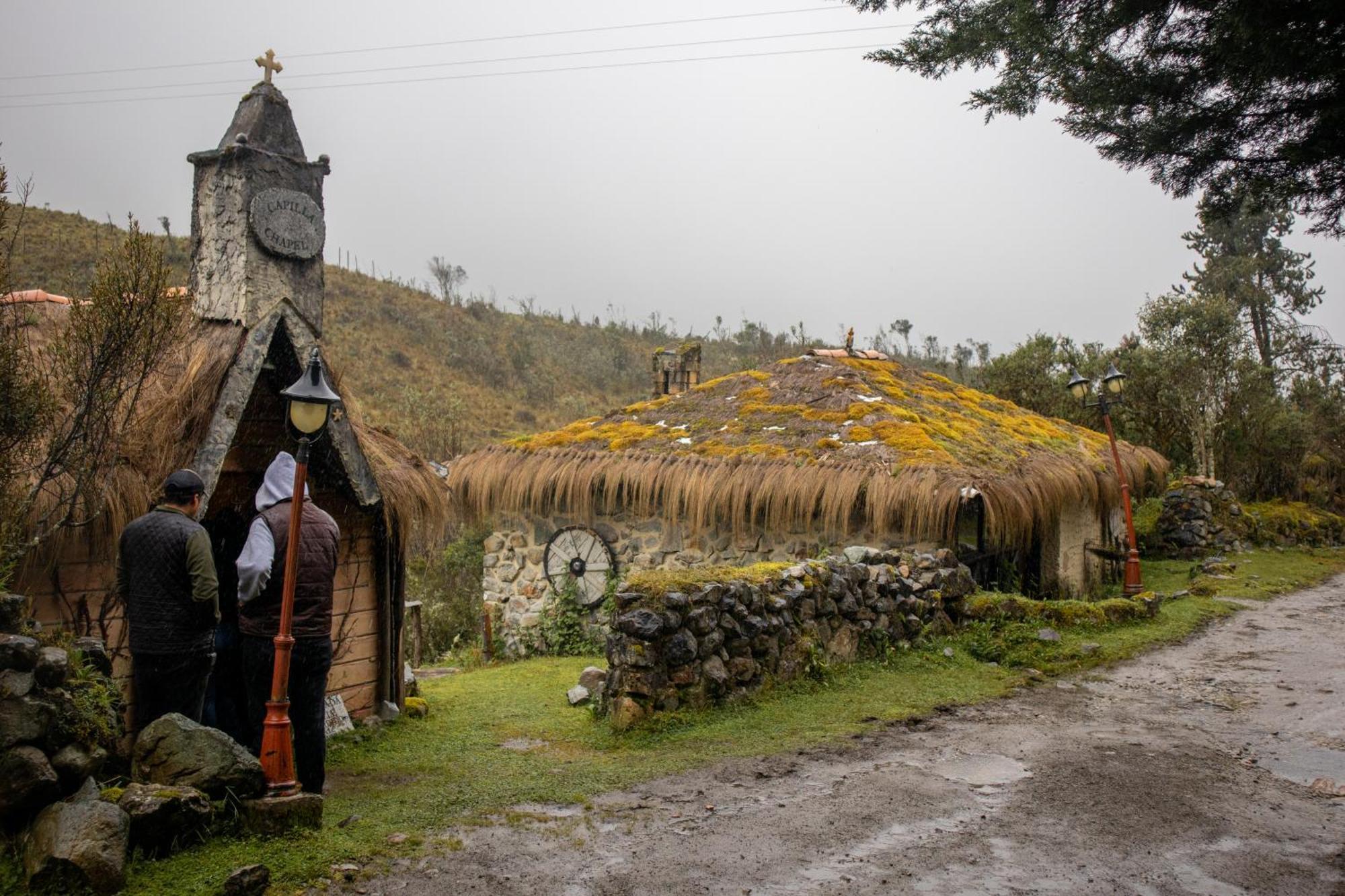 Hacienda Hosteria Dos Chorreras Cuenca Bagian luar foto